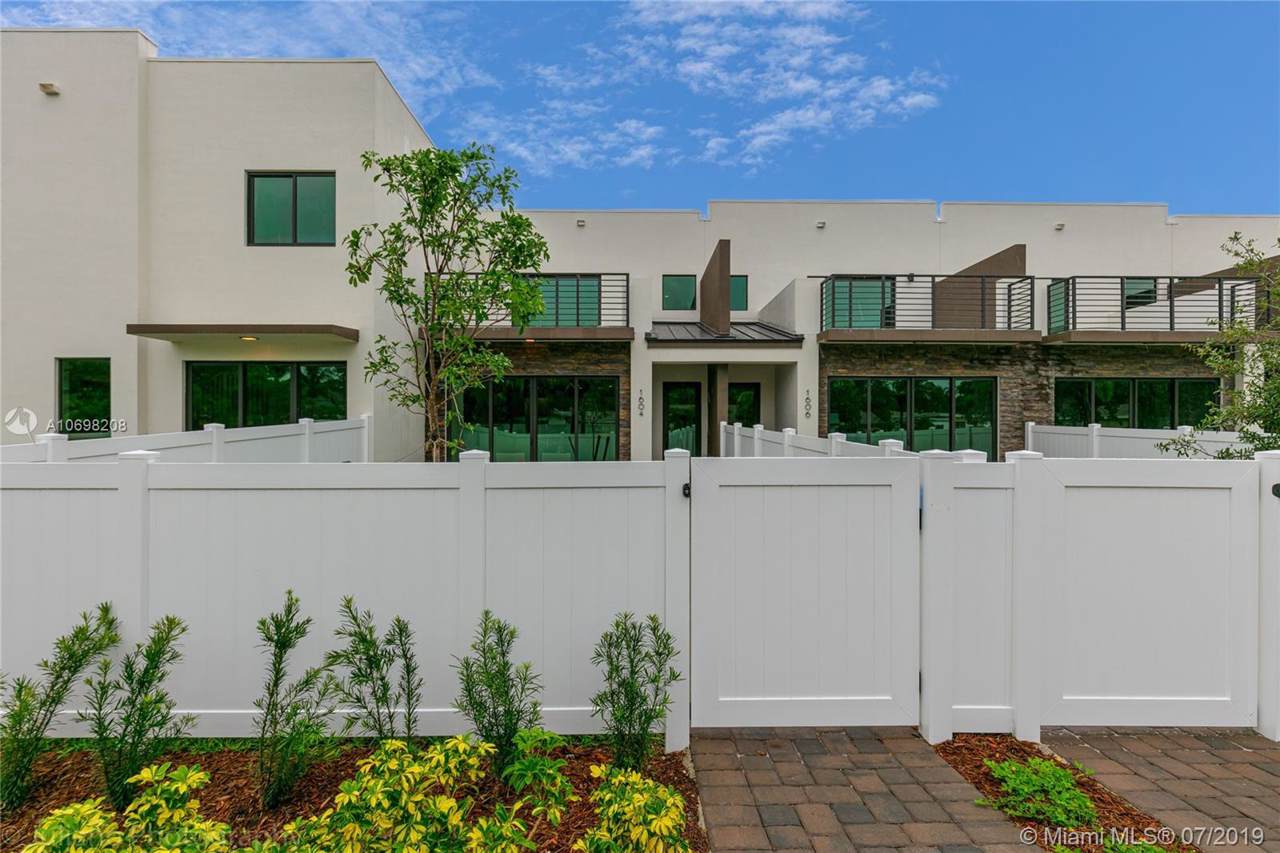 1606 4th Ave - Photo 1