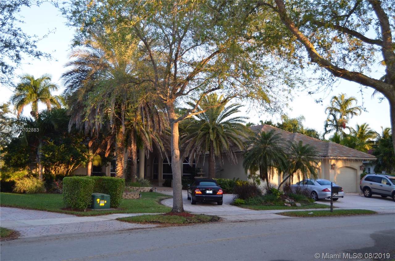 120 Dockside Cir - Photo 1