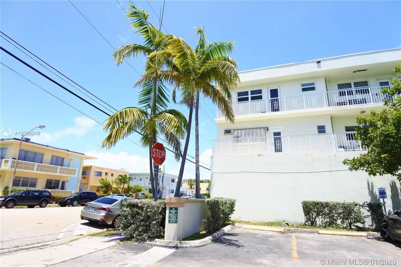 524 Washington Ave - Photo 1
