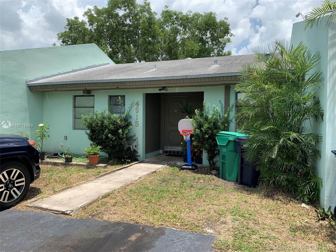 4915 137th Ct - Photo 1