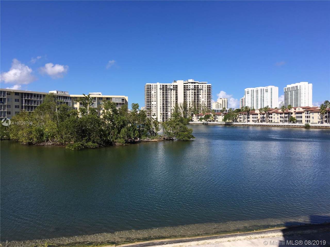 2930 Point East Dr - Photo 1