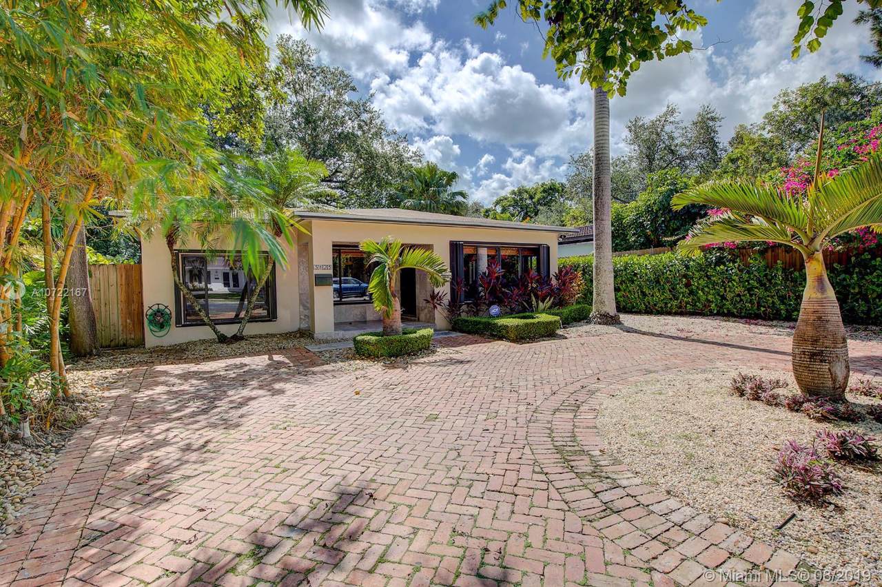 3825 Le Jeune Rd - Photo 1