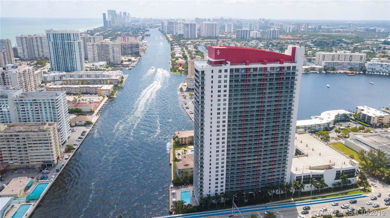 2602 Hallandale Beach Blvd - Photo 1