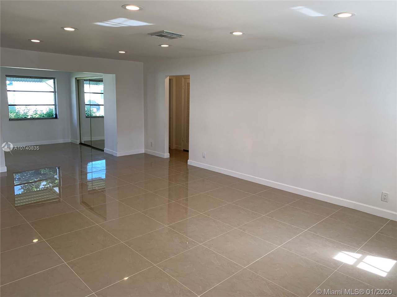 1070 89th Ave - Photo 1