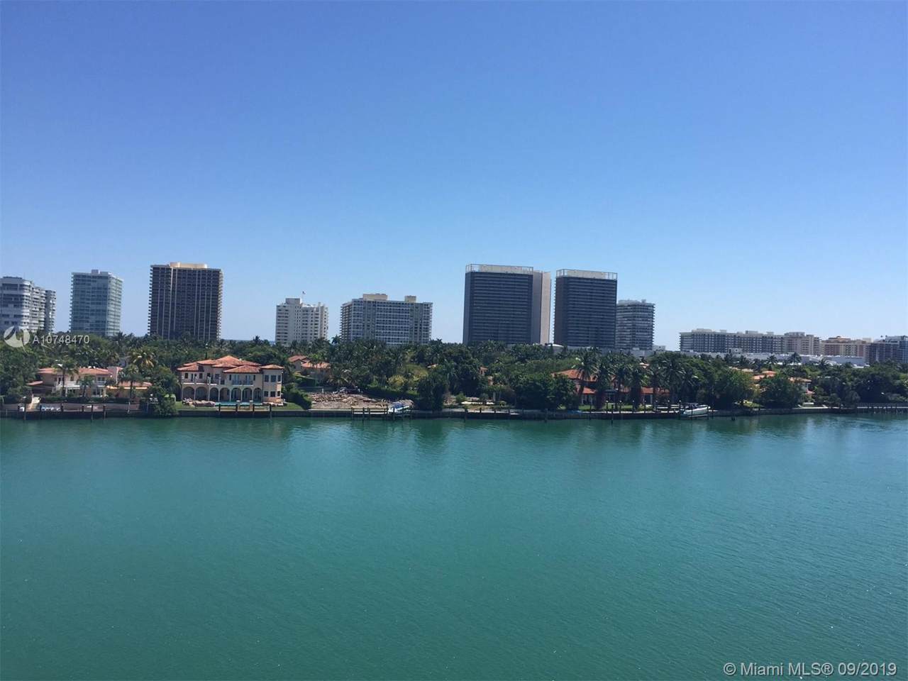 10101 Bay Harbor Dr - Photo 1