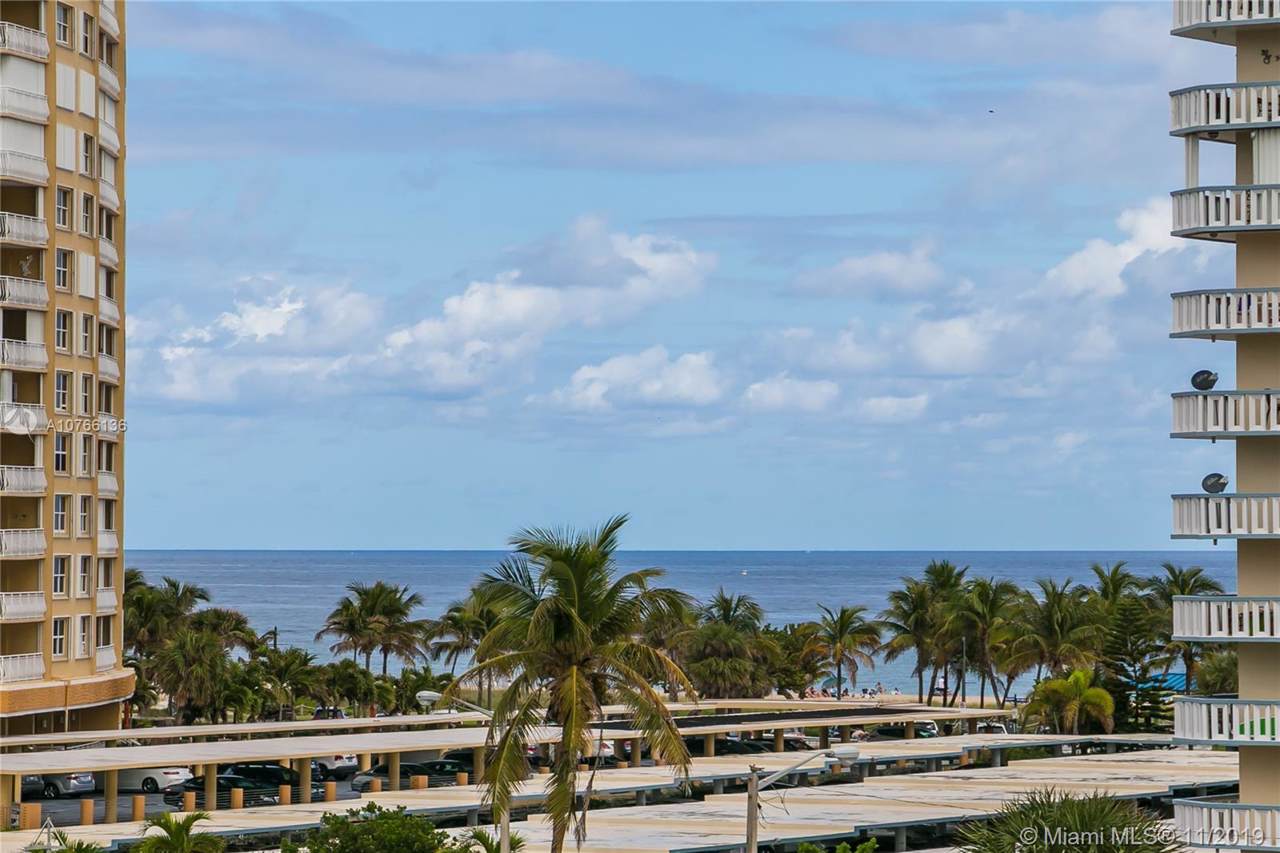 201 Ocean Blvd - Photo 1