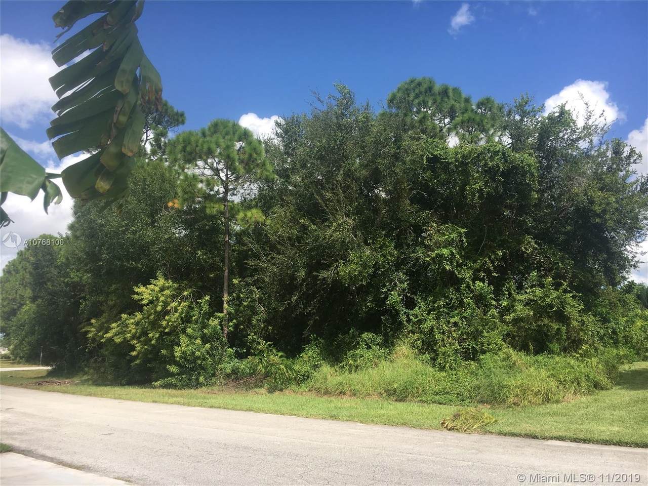 2571 Dalpina Road - Photo 1