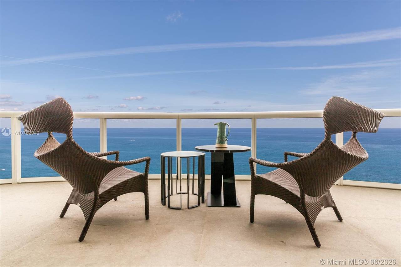 15901 Collins Ave - Photo 1