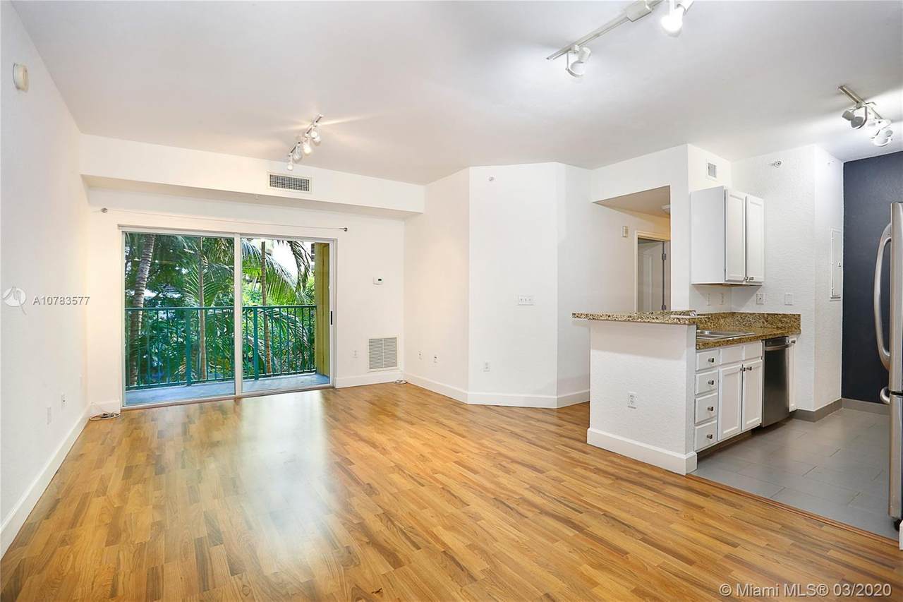 6001 70th St - Photo 1