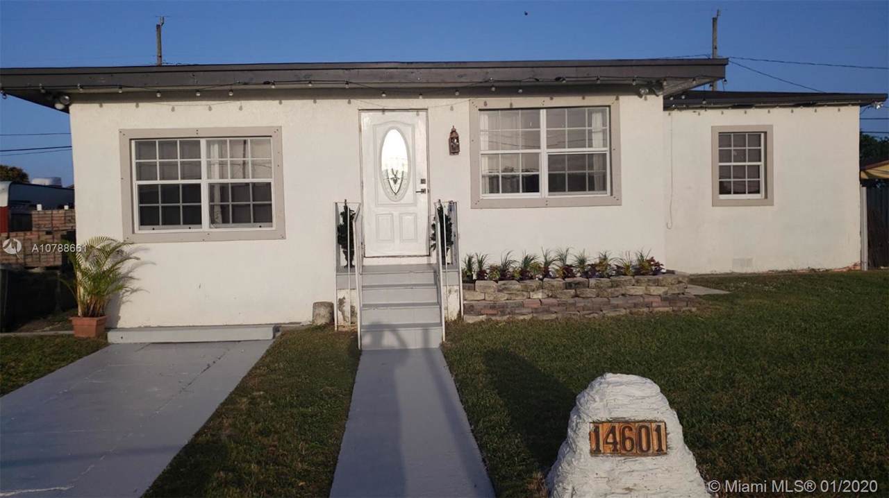 14601 Fillmore Street - Photo 1