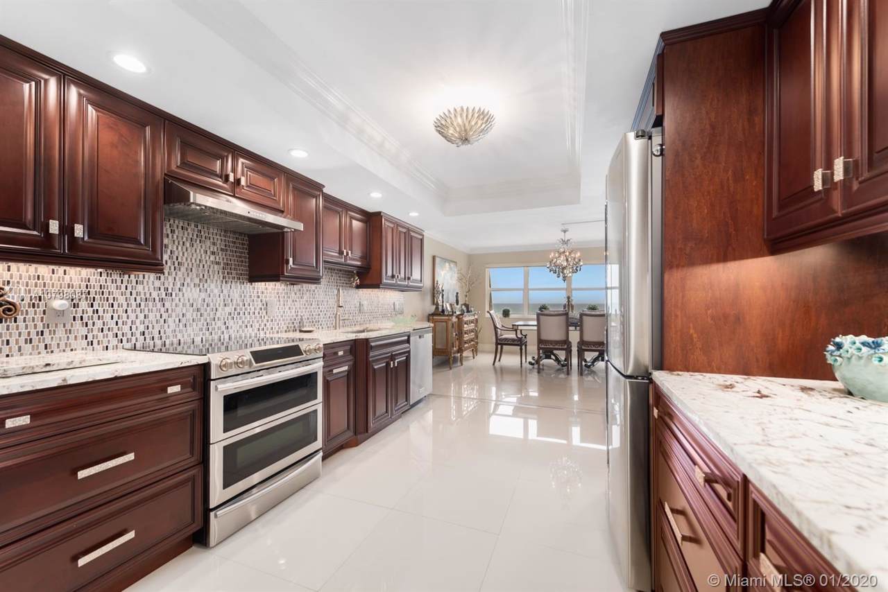 1800 Ocean Blvd - Photo 1