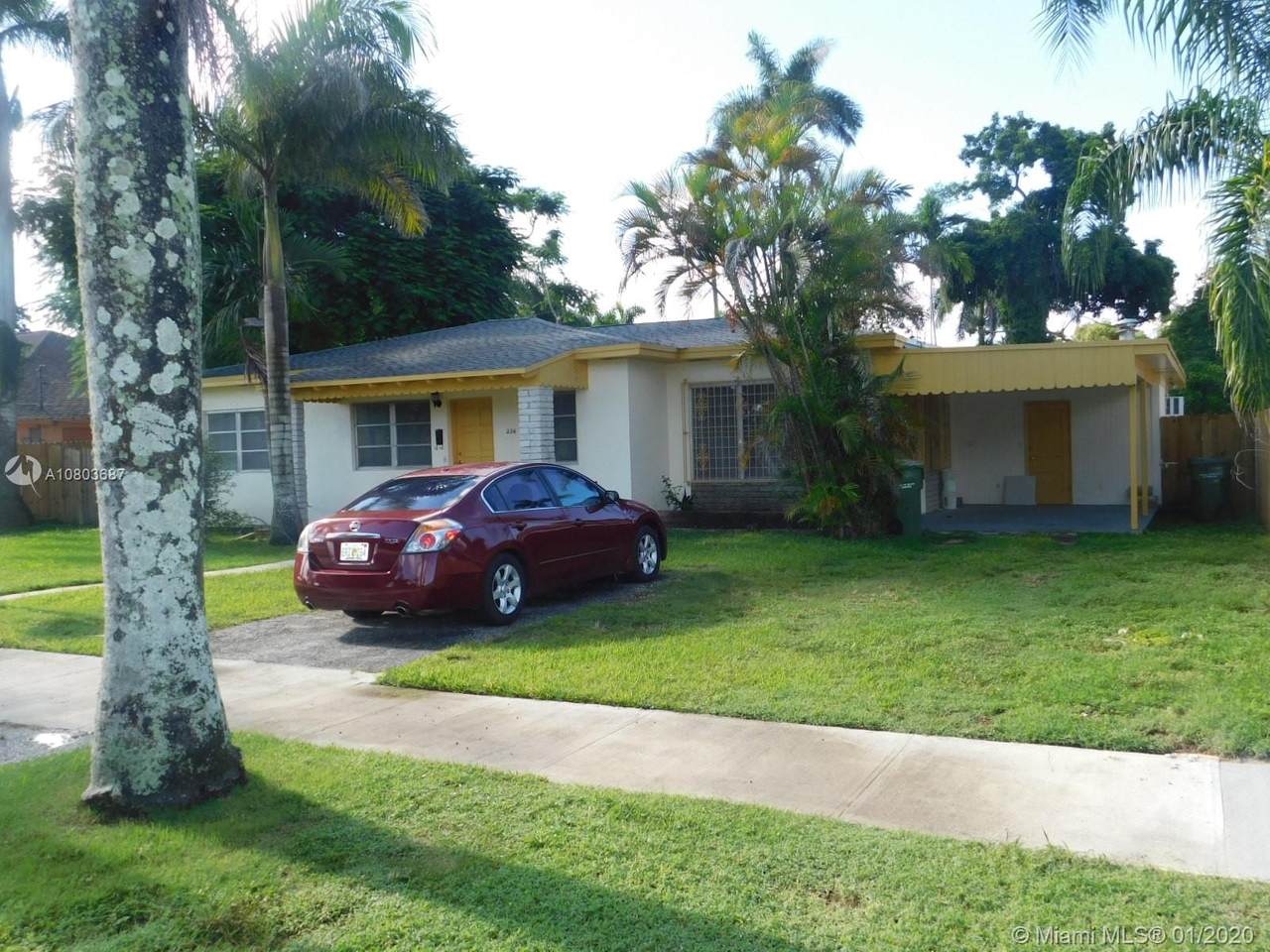 236 14th St - Photo 1