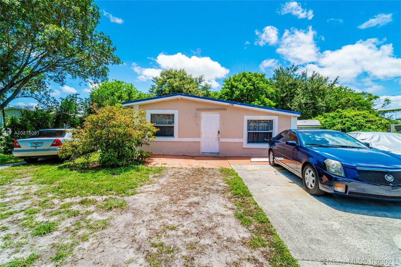 1545 15th Ave - Photo 1