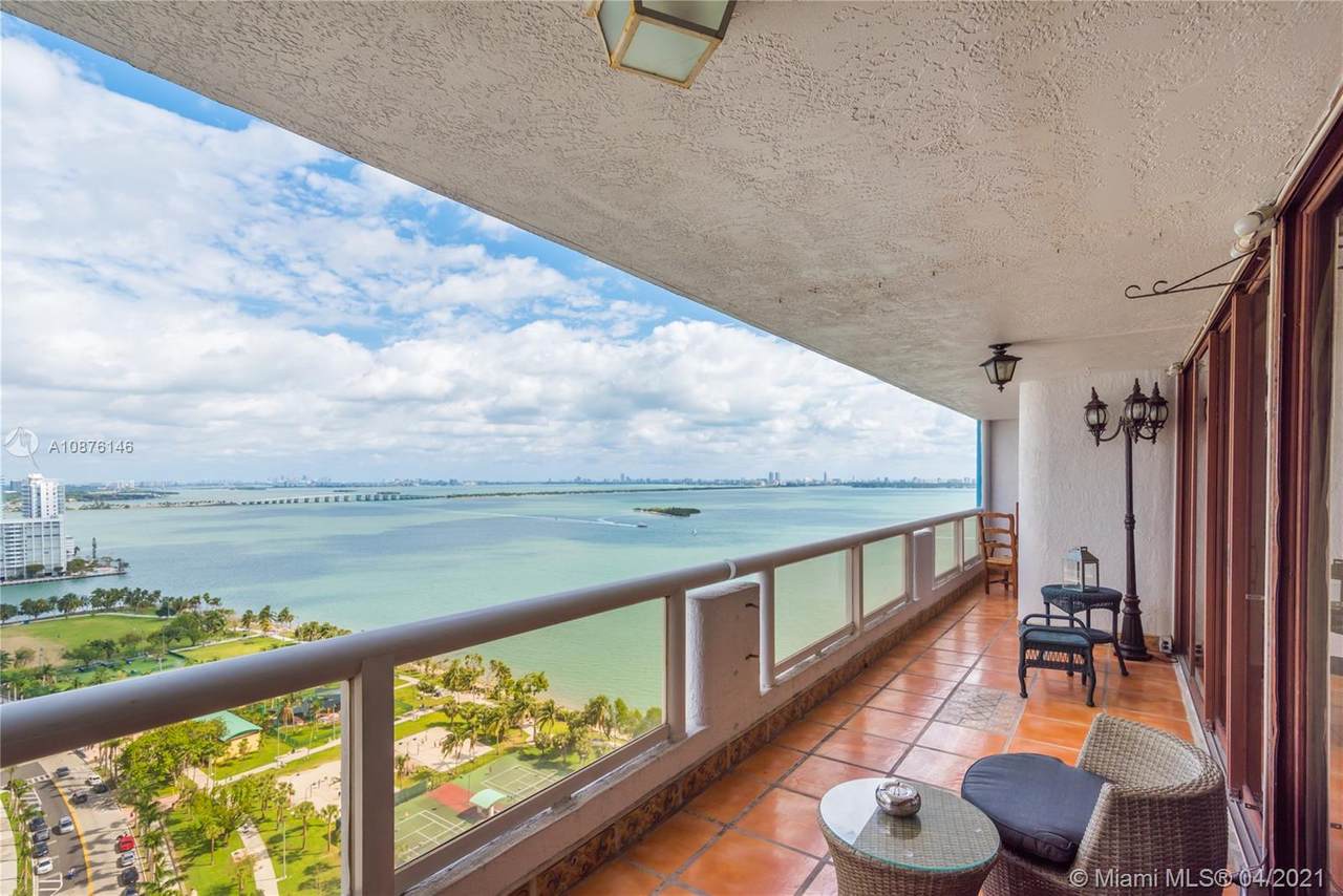 1717 Bayshore Dr - Photo 1