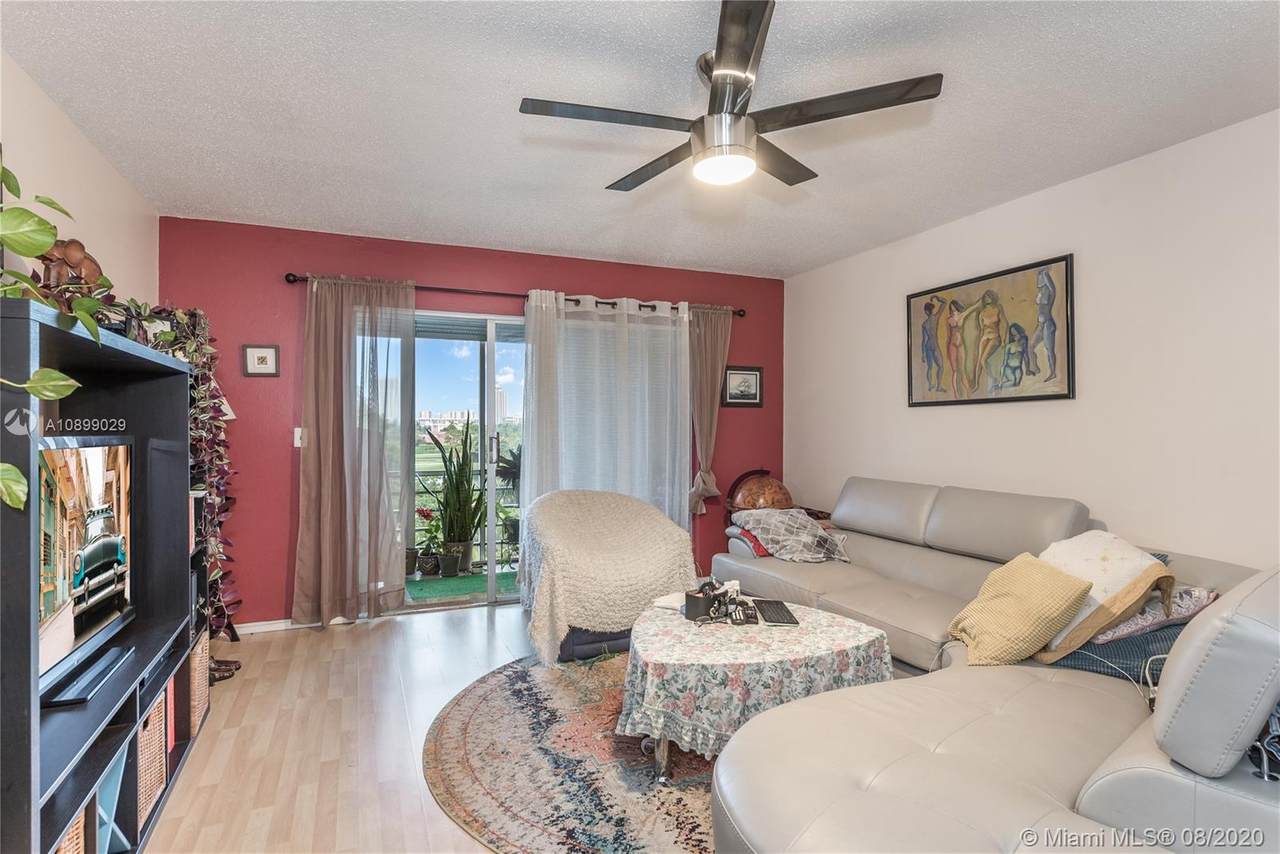 1000 14th Ave - Photo 1
