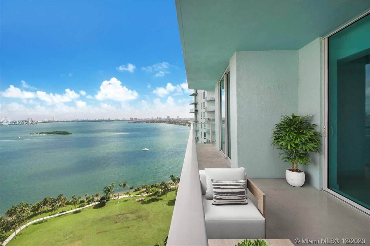 1900 Bayshore Dr - Photo 1