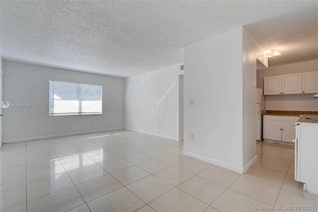 2321 Atlantic Ave - Photo 1