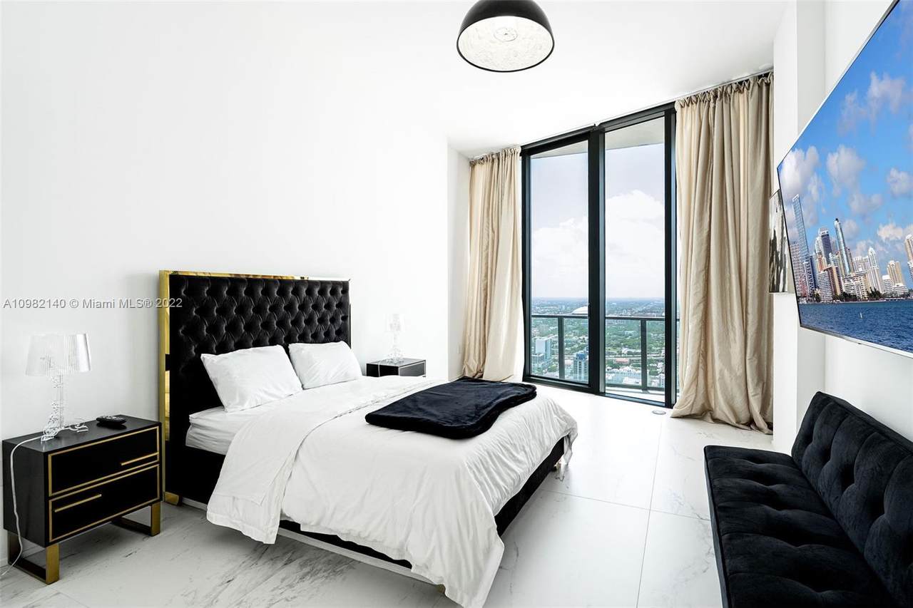 1000 Biscayne Blvd - Photo 1
