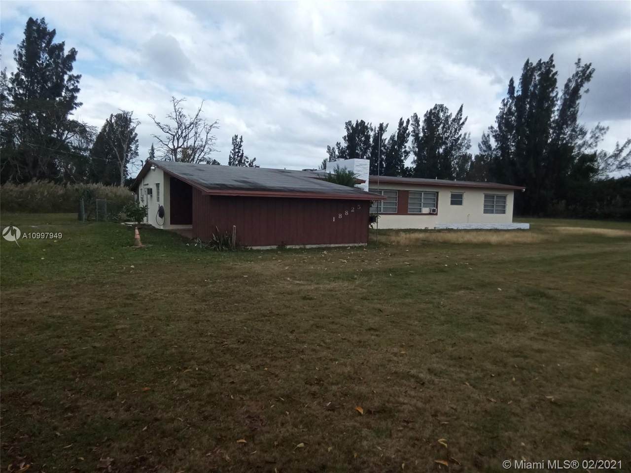 18825 147th Ave - Photo 1