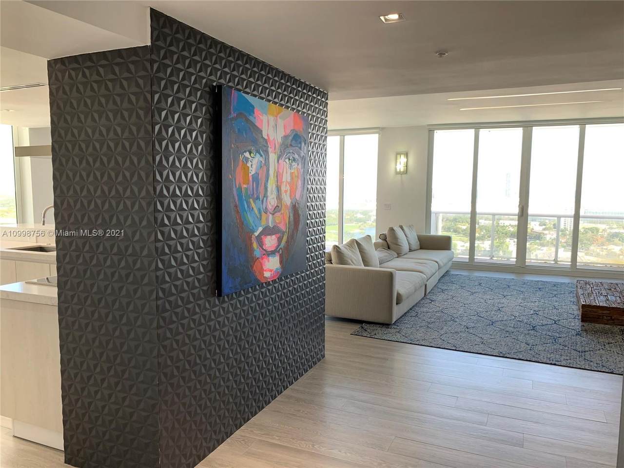 1800 Sunset Harbour Dr - Photo 1