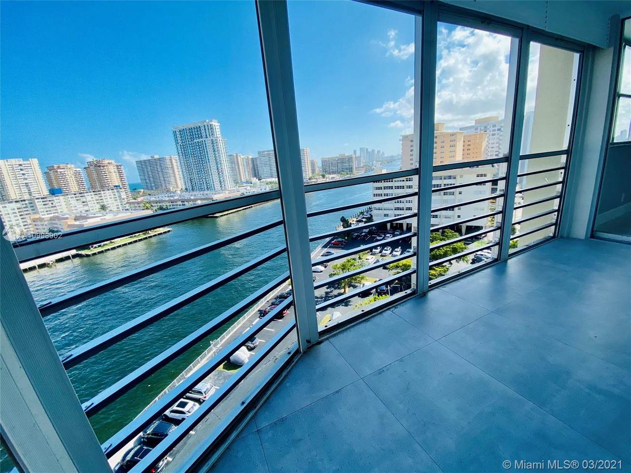 100 Golden Isles Dr - Photo 1