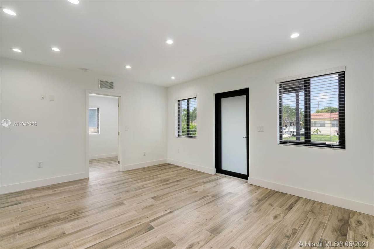 6840 27th St - Photo 1