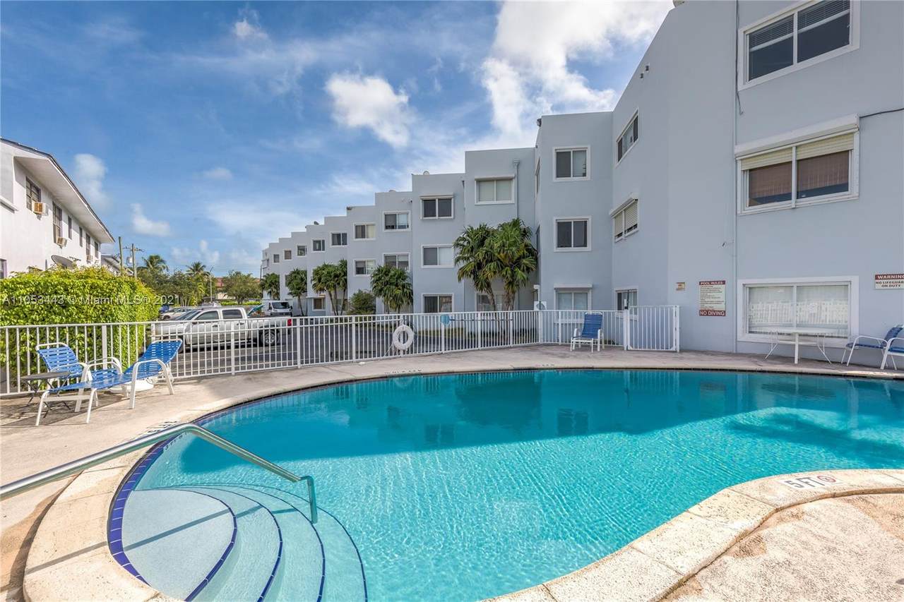 1185 Marseille Dr - Photo 1