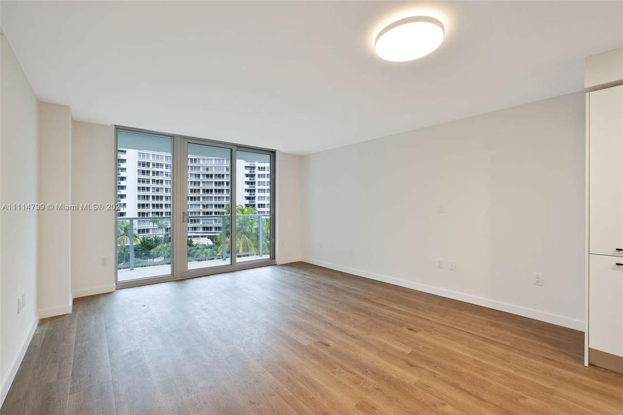 1500 Bay Rd - Photo 1