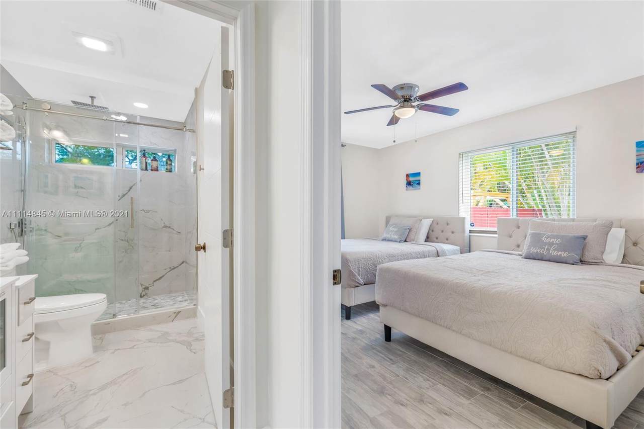 1601 16th Ave - Photo 1