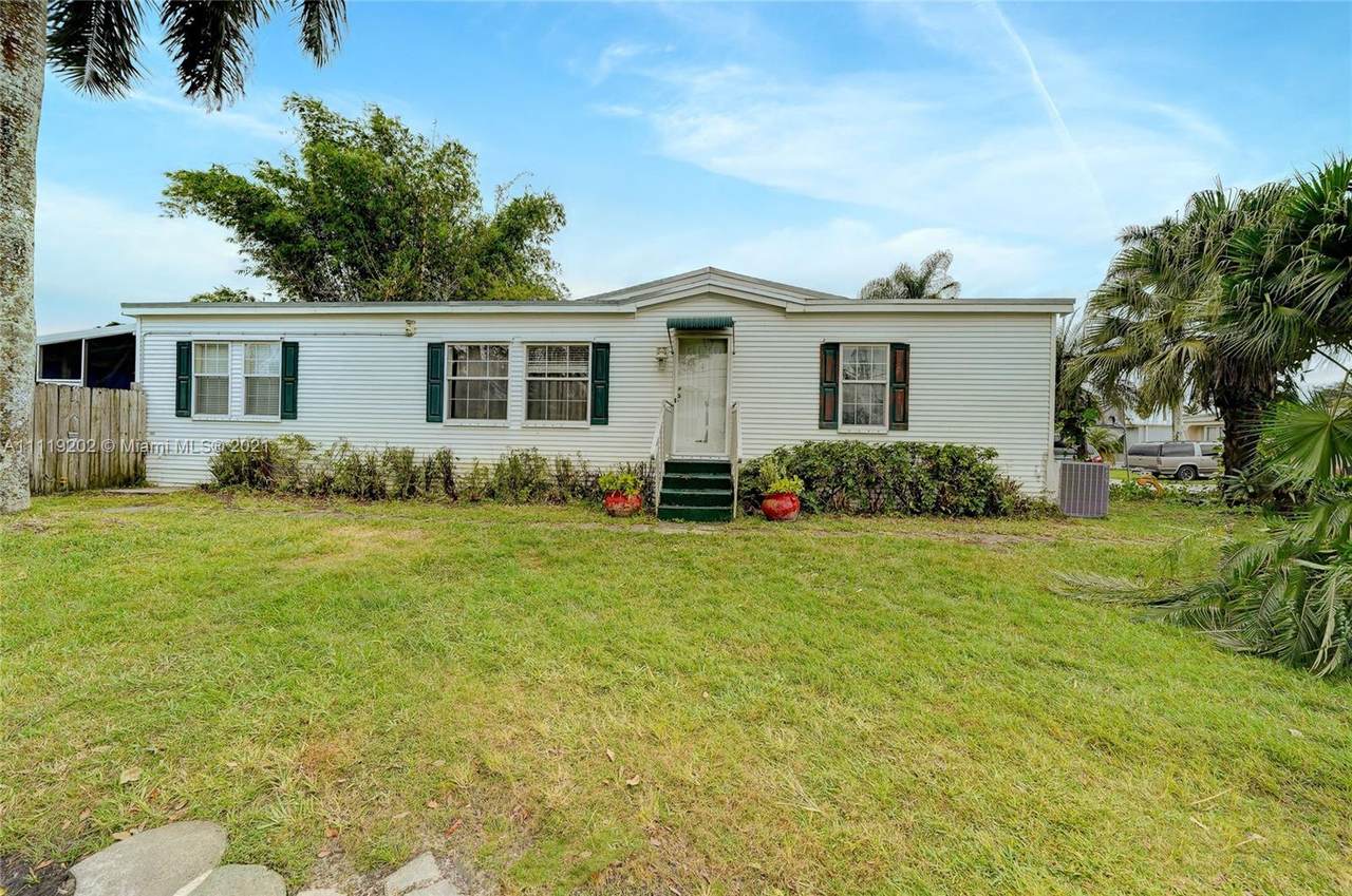 21500 7th Ct - Photo 1