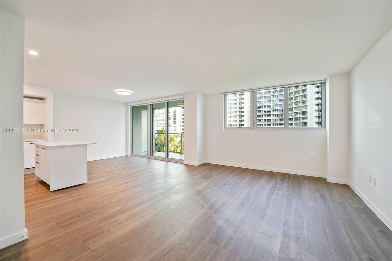 1500 Bay Rd - Photo 1