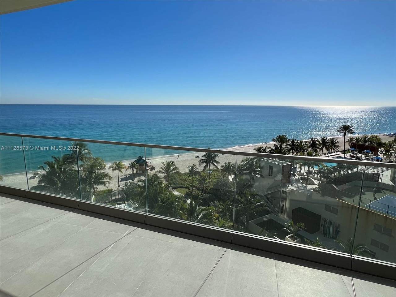 18975 Collins Ave - Photo 1