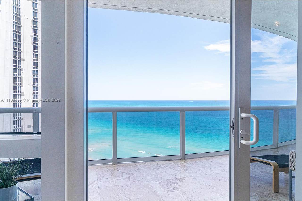15811 Collins Ave - Photo 1