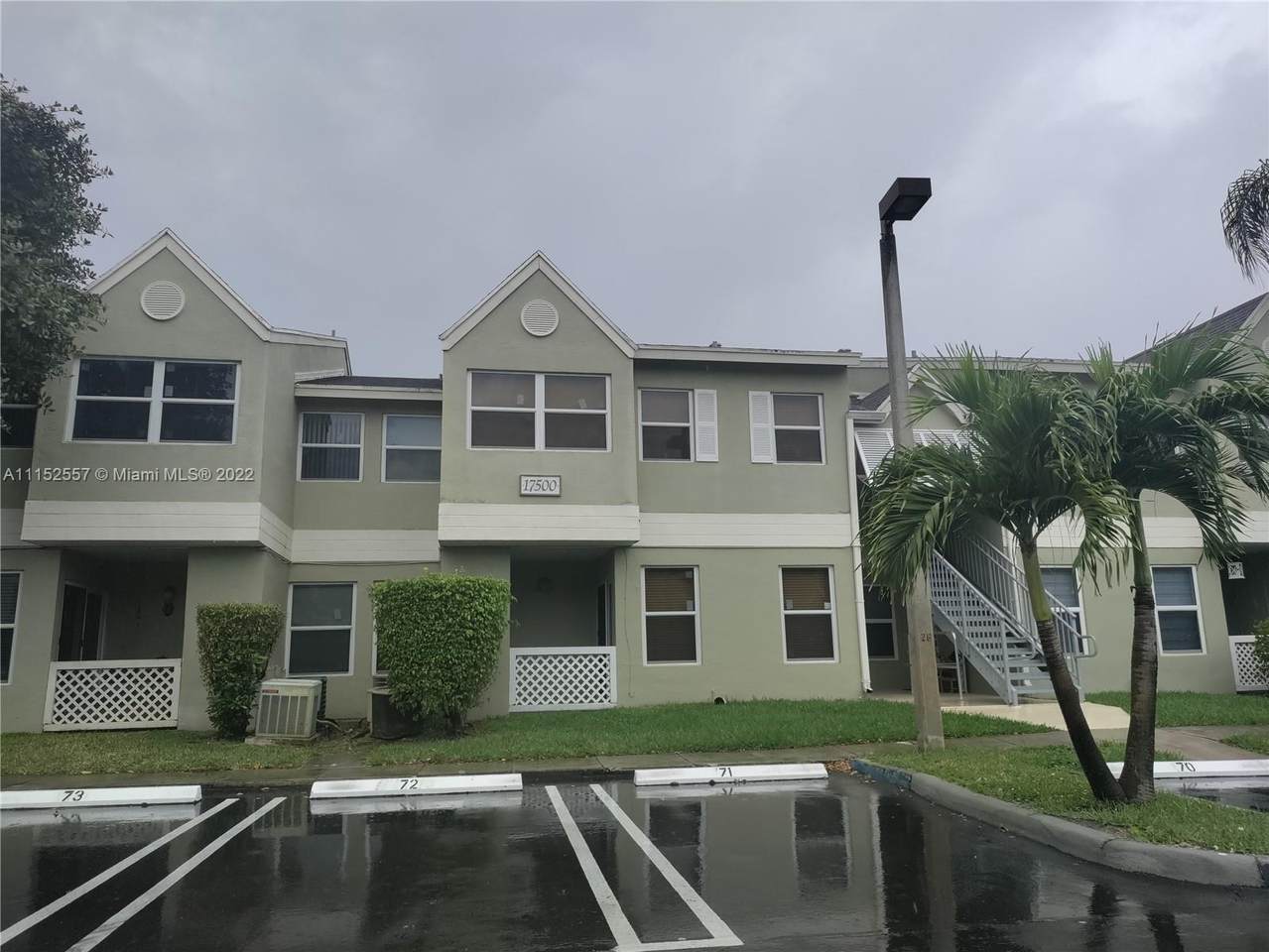 17500 67th Pl - Photo 1