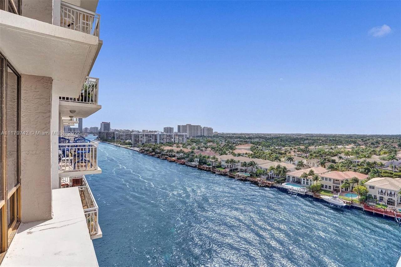 1600 Ocean Dr - Photo 1