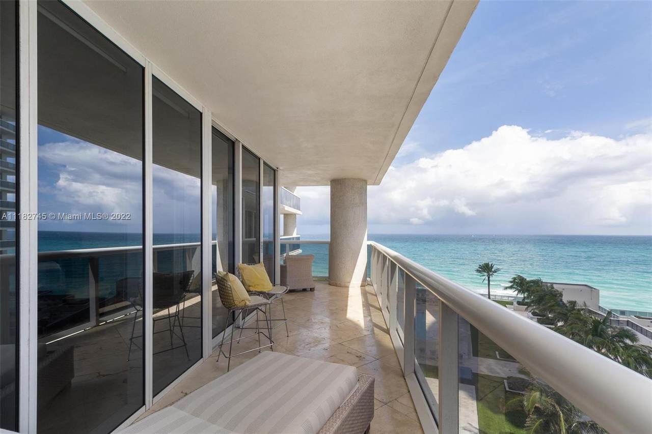 1800 Ocean Dr - Photo 1
