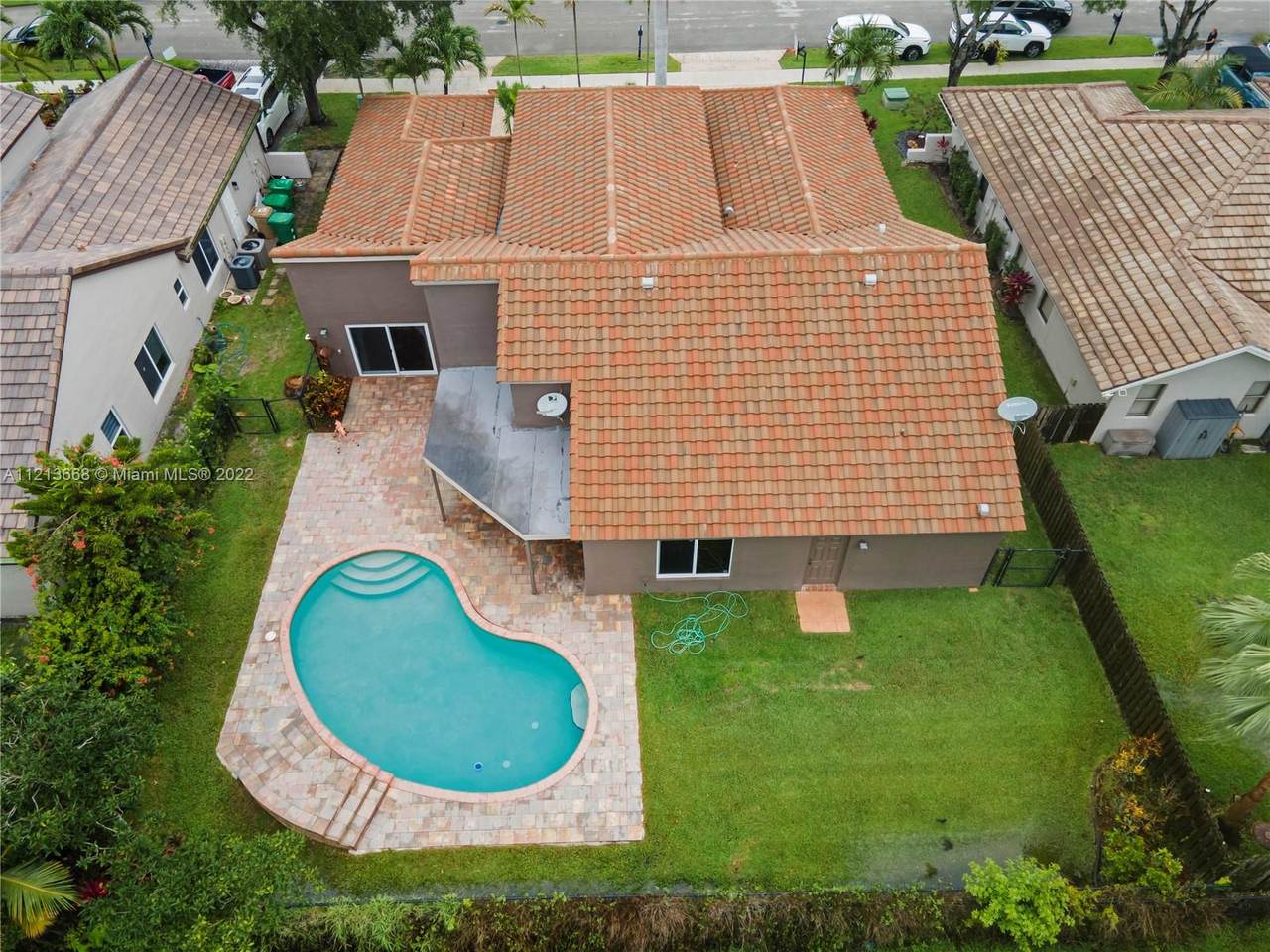 9030 Southern Orchard Rd S - Photo 1
