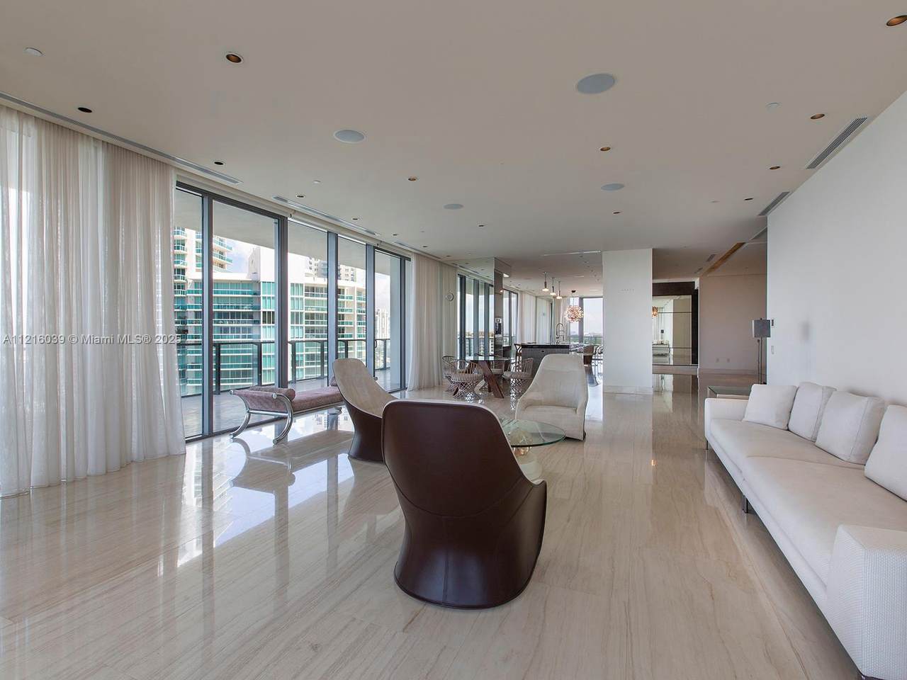 https://bt-photos.global.ssl.fastly.net/miami/1280_boomver_3_A11216039-2.jpg