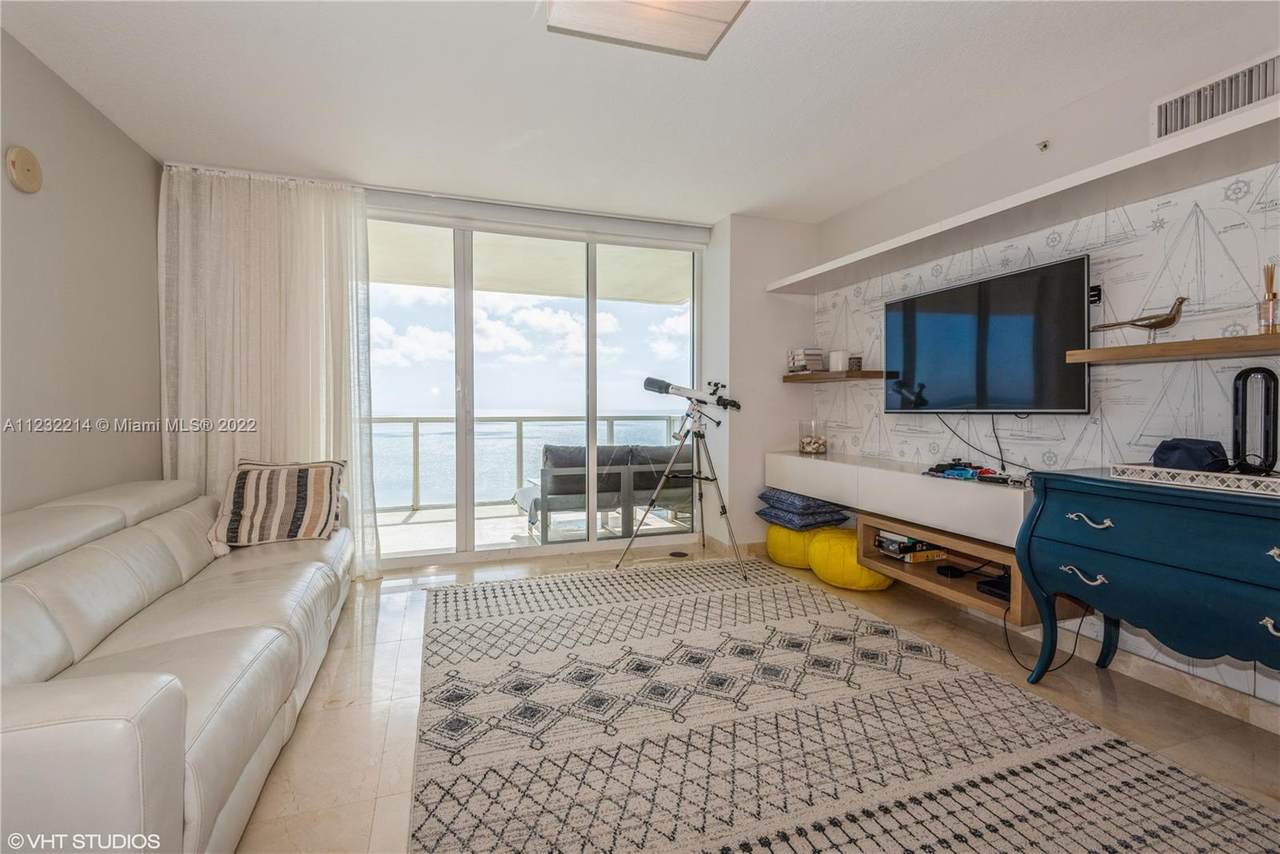 16699 Collins Ave - Photo 1