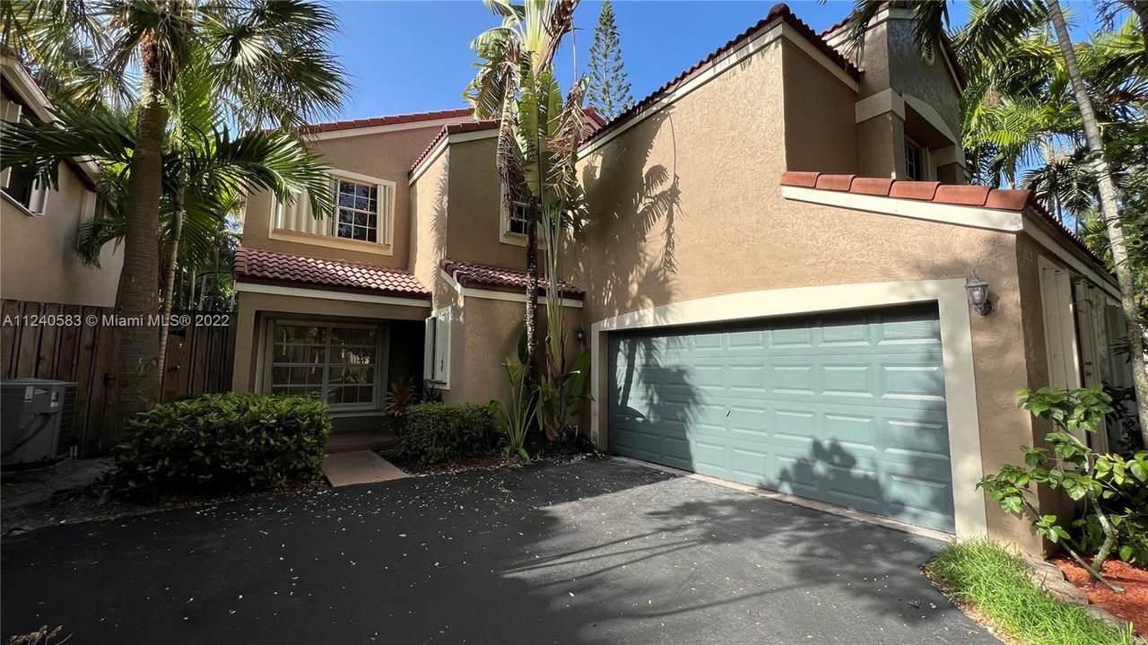 10321 11th Ct - Photo 1
