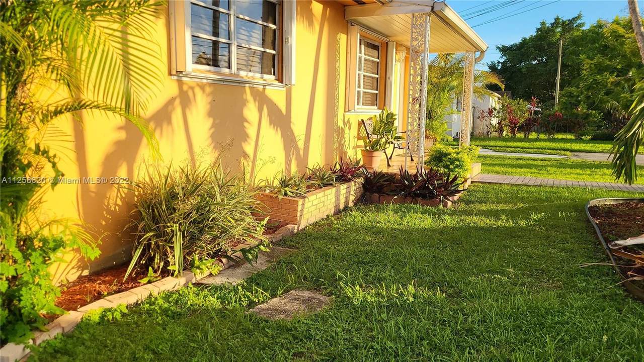3031 64th Ave - Photo 1