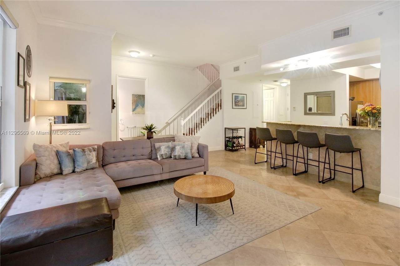 2617 14th Ave - Photo 1