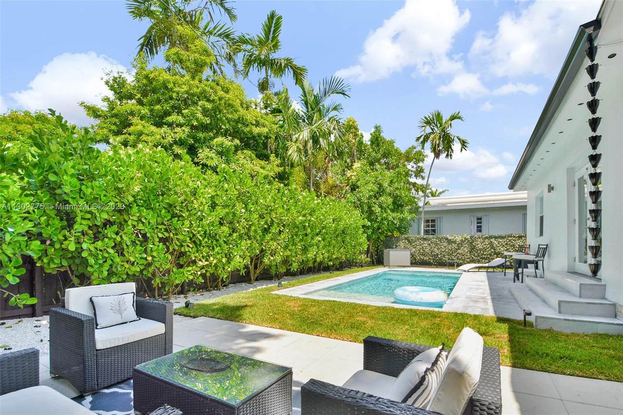 11810 Biscayne Canal Rd - Photo 1