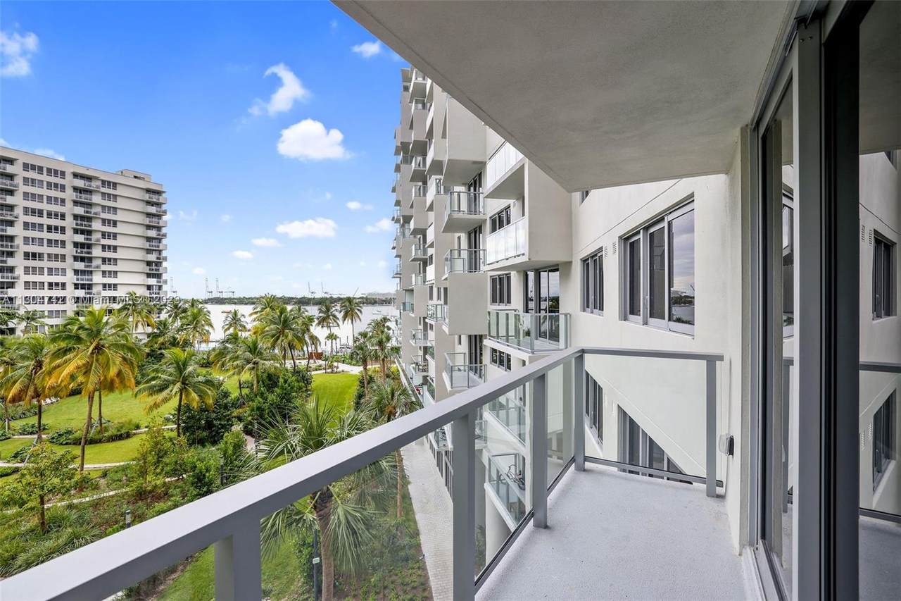 1500 Bay Rd - Photo 1