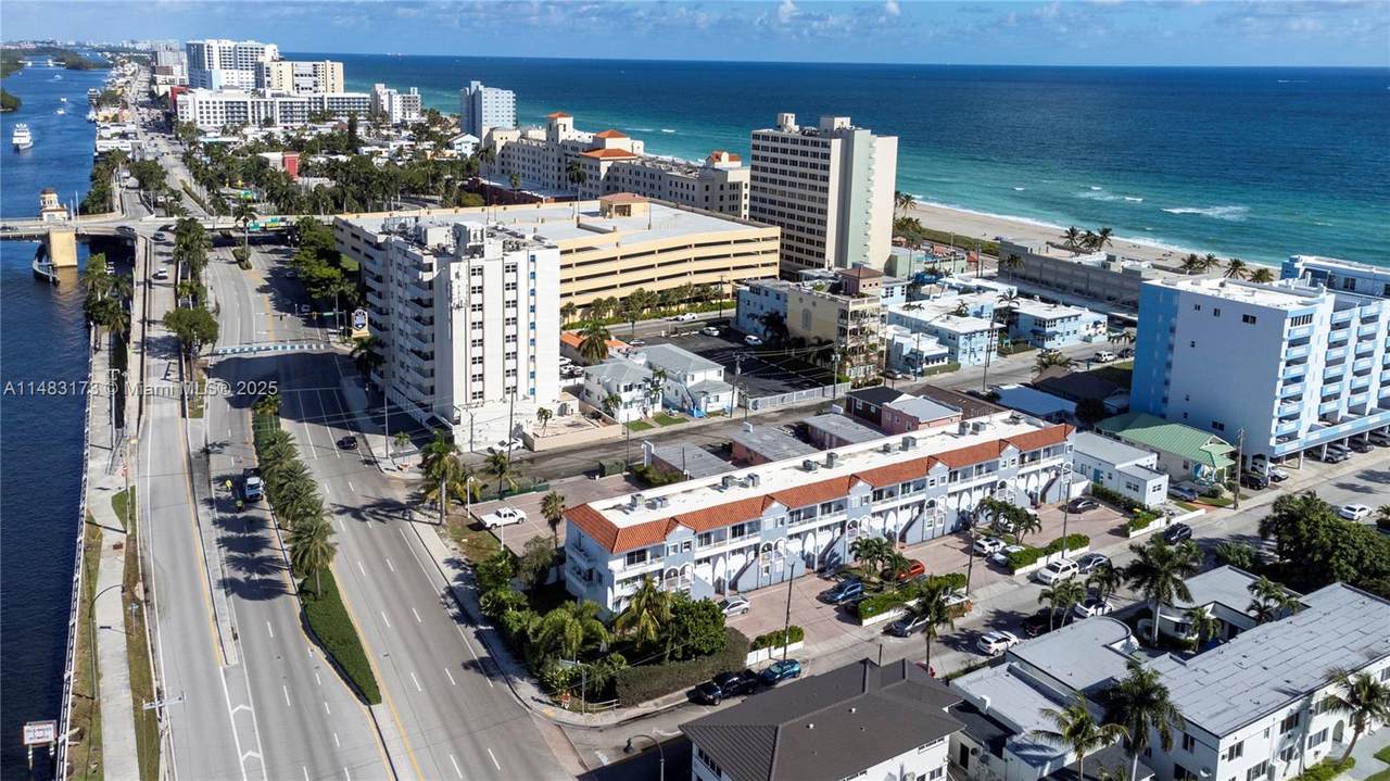 353 Virginia St - Photo 1