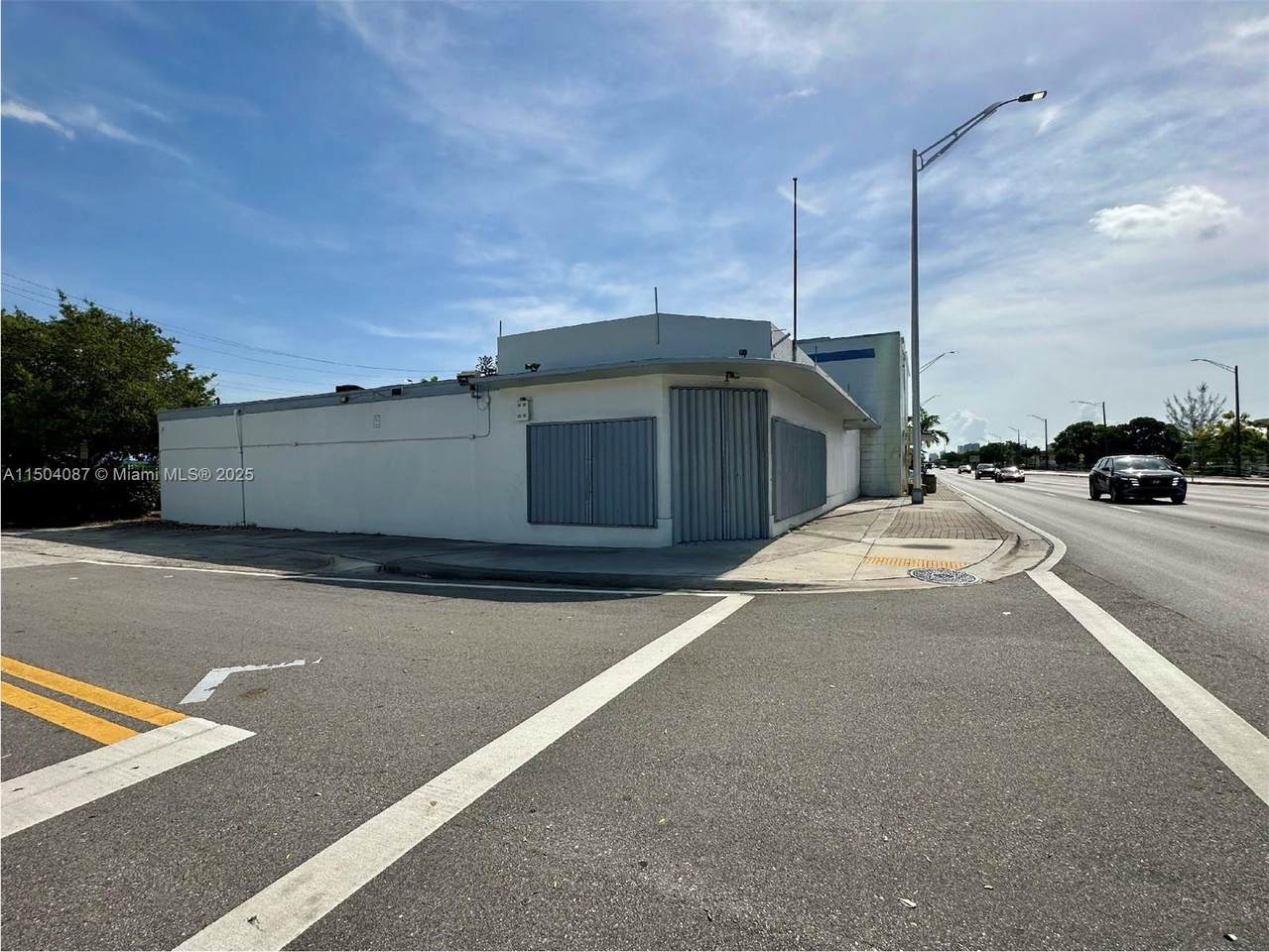 3045 Broward Blvd - Photo 1