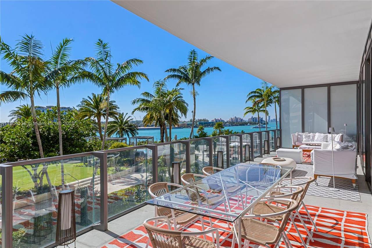 https://bt-photos.global.ssl.fastly.net/miami/1280_boomver_3_A11504138-2.jpg
