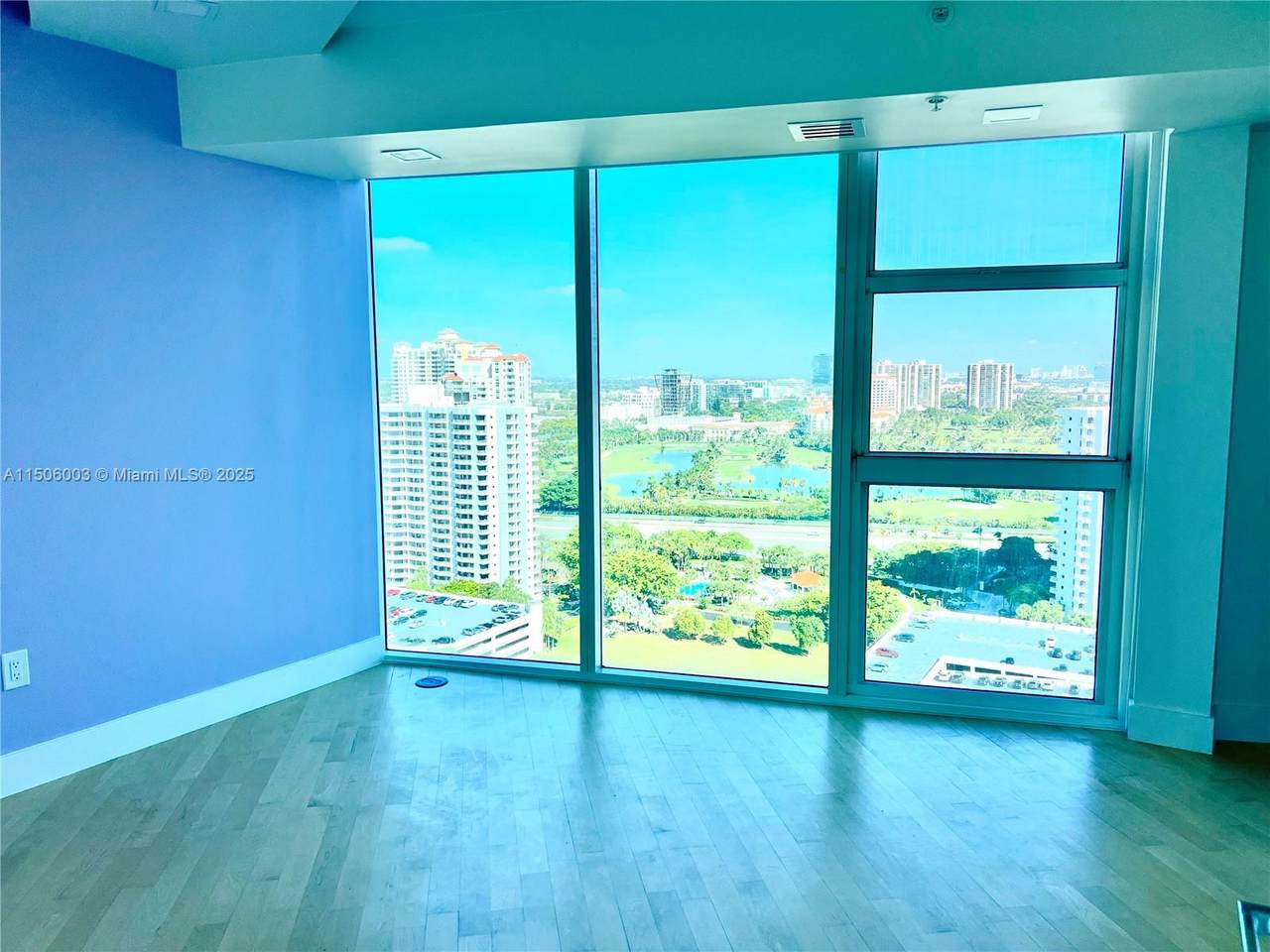https://bt-photos.global.ssl.fastly.net/miami/1280_boomver_3_A11506003-2.jpg