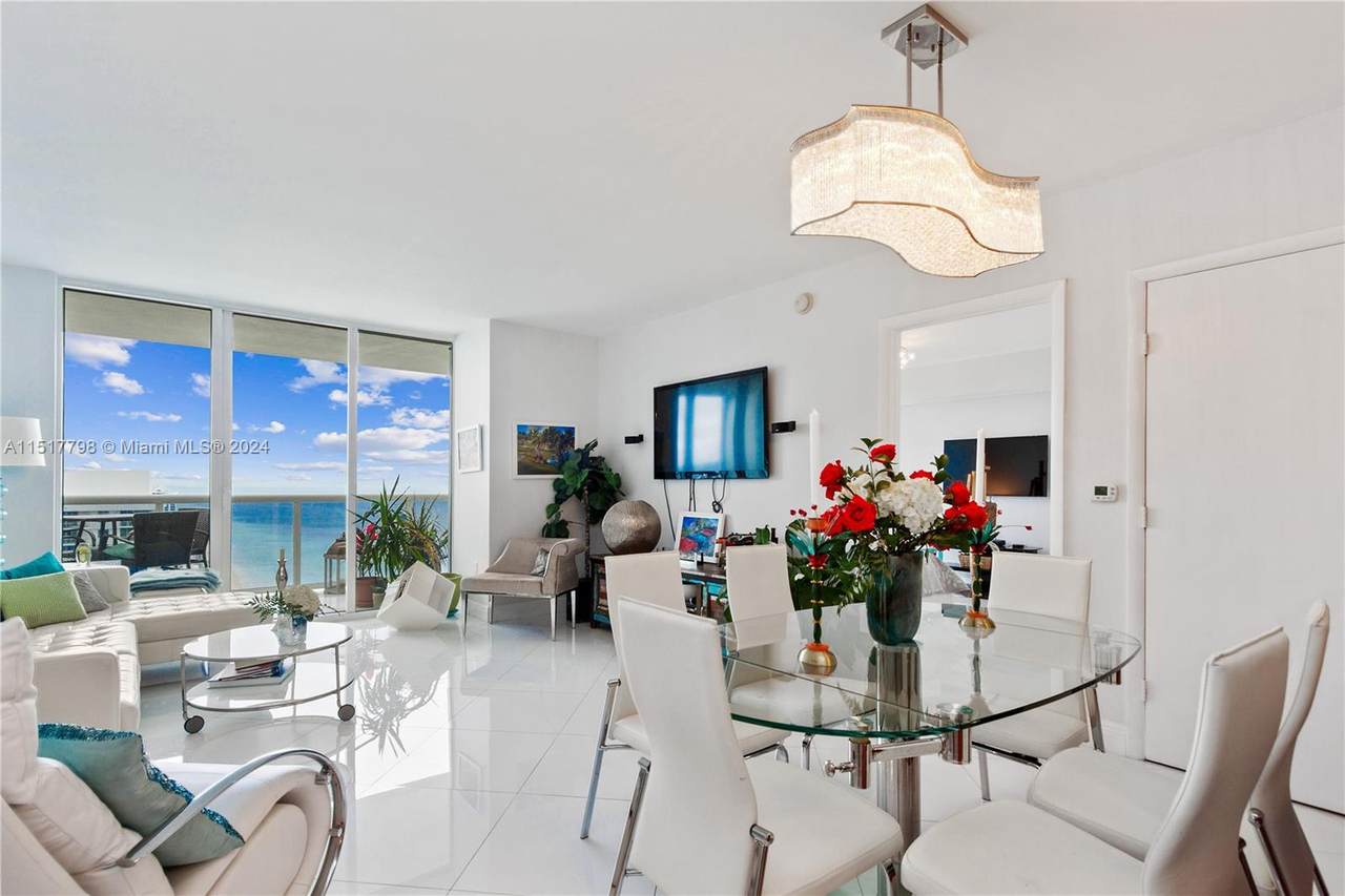 1830 Ocean Dr - Photo 1