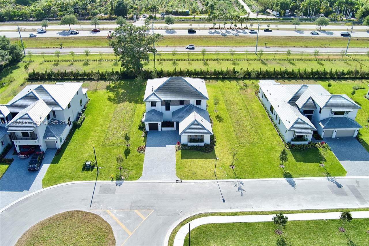 https://bt-photos.global.ssl.fastly.net/miami/1280_boomver_3_A11567341-2.jpg